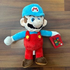 BRAND NEW! Super Mario Plushie